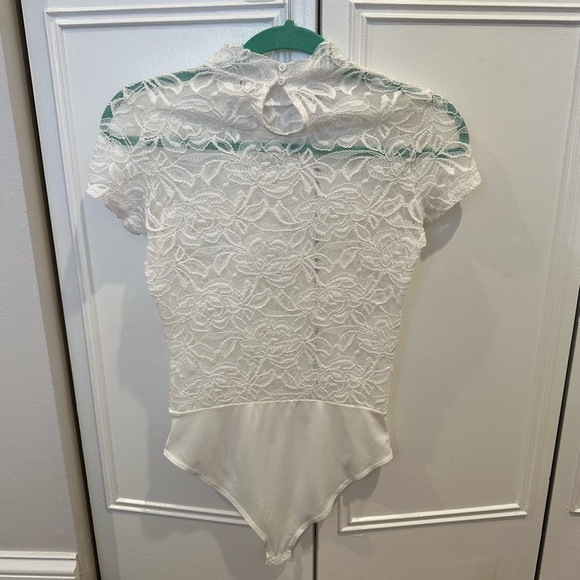 Design Lab by Lord and Taylor Lace Bodysuit - Picture 4 of 6